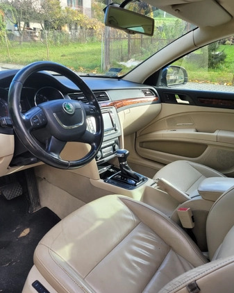 Skoda Superb cena 26000 przebieg: 326646, rok produkcji 2011 z Brzesko małe 92